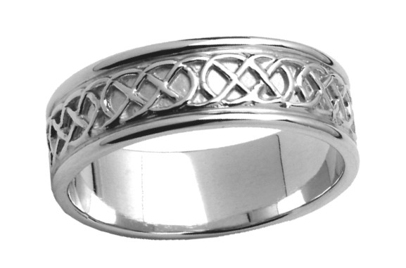 Spotlight On Celtic Closed Knot Yellow Gold Wedding Band